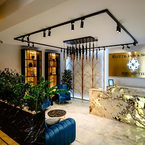 Hotel Elitte &, Roşu