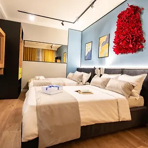 Emil Balaban Luxury מלון דירות